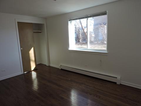 8811 Dee Rd, Des Plaines, IL 60016 photo 13
