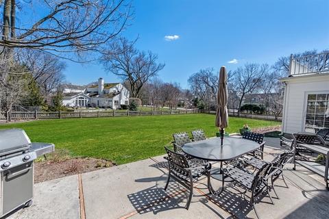 155 Spring Ln, Winnetka, IL 60093 photo 40