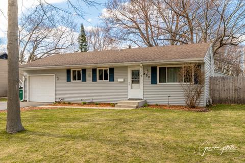 203 Edgelawn Dr, Plano, IL 60545 photo 1