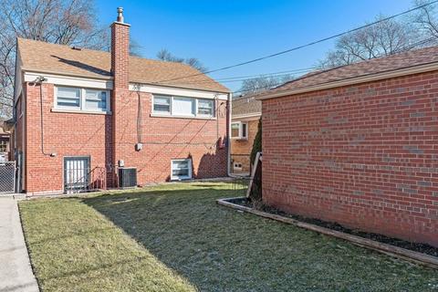 2907 W Balmoral Ave, Chicago, IL 60625 photo 3