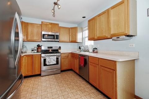 1675 Edgewater Dr, Morris, IL 60450 photo 4