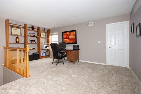 7016 Creekside Dr, Plainfield, IL 60586 photo 8