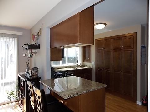 1721 Chippendale Rd, Hoffman Estates, IL 60169 photo 3