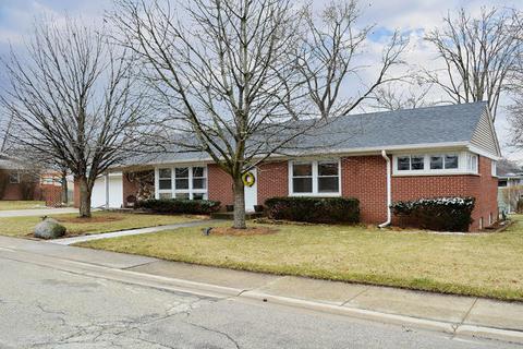 201 Ridge St, Algonquin, IL 60102 photo 2