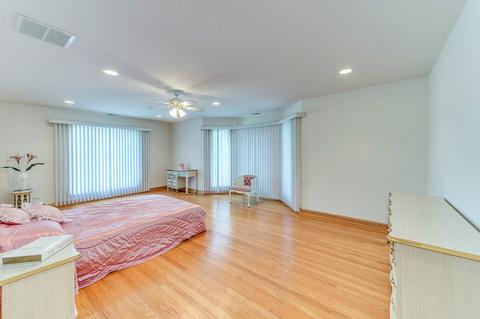 1575 Far Hills Dr, Bartlett, IL 60103 photo 39