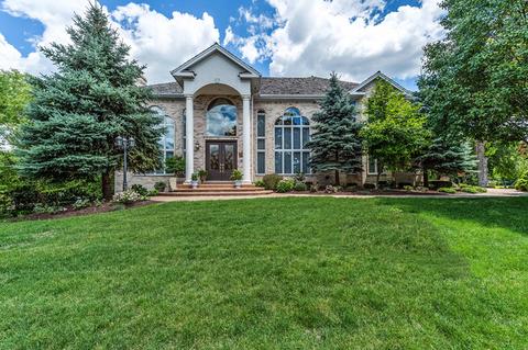 1575 Far Hills Dr, Bartlett, IL 60103 photo 1