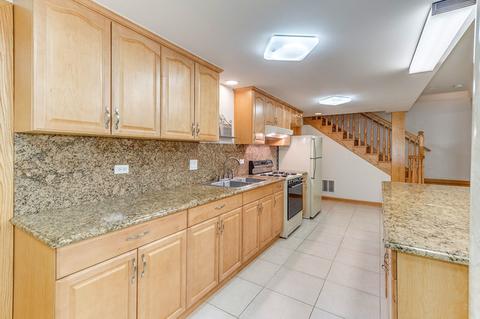 1575 Far Hills Dr, Bartlett, IL 60103 photo 45