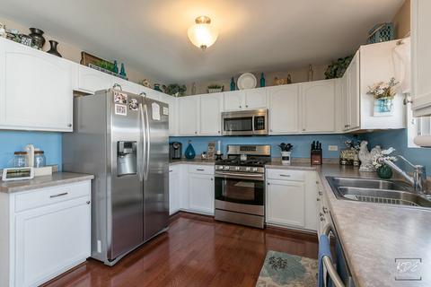 1719 Silver Ridge Dr, Plainfield, IL 60586 photo 6