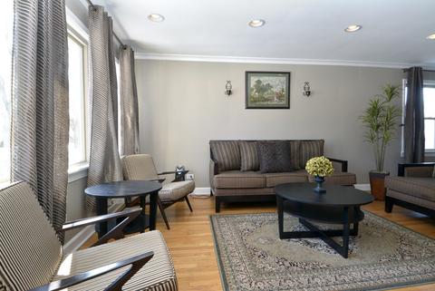 986 S 2nd Ave, Des Plaines, IL 60016 photo 6