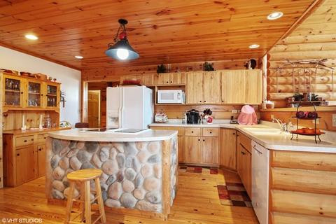 10906 Button Rd, Hebron, IL 60034 photo 4