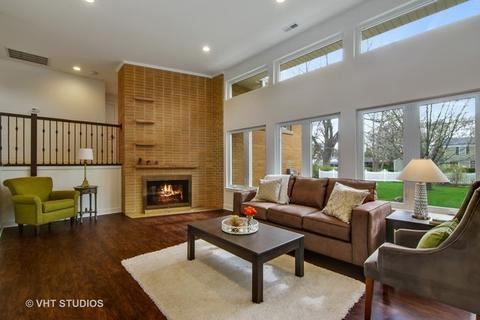 513 S Main St, Mount Prospect, IL 60056 photo 2