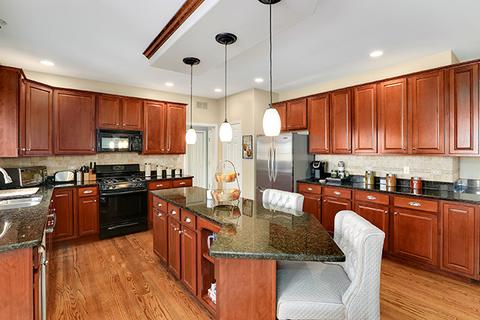 1990 Cheswick Ln, Aurora, IL 60503 photo 8