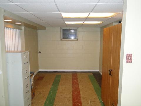 690 S Wall St, Kankakee, IL 60901 photo 46