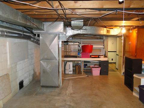 690 S Wall St, Kankakee, IL 60901 photo 47