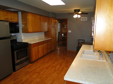 690 S Wall St, Kankakee, IL 60901 photo 23