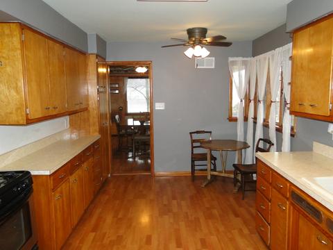 690 S Wall St, Kankakee, IL 60901 photo 26