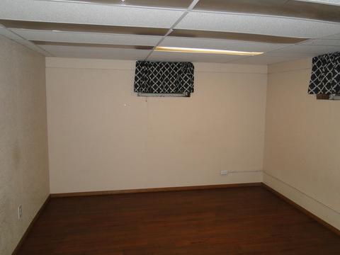 690 S Wall St, Kankakee, IL 60901 photo 44