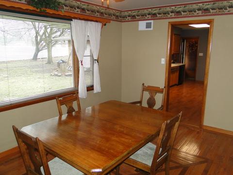 690 S Wall St, Kankakee, IL 60901 photo 21