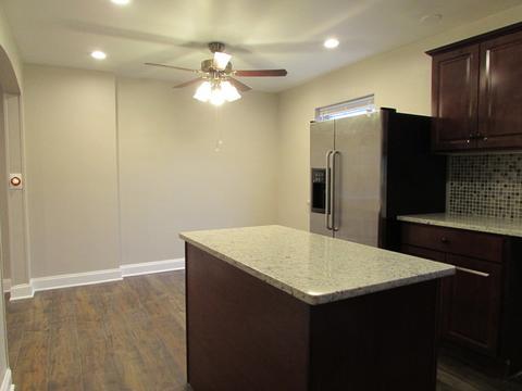 2143 E 98th St, Chicago, IL 60617 photo 5