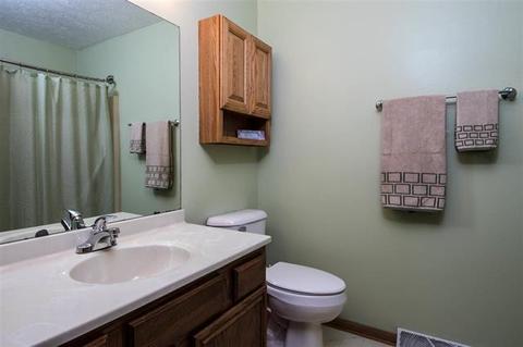 6404 Greystone, Roscoe, IL 61073 photo 20