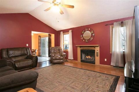 6404 Greystone, Roscoe, IL 61073 photo 11