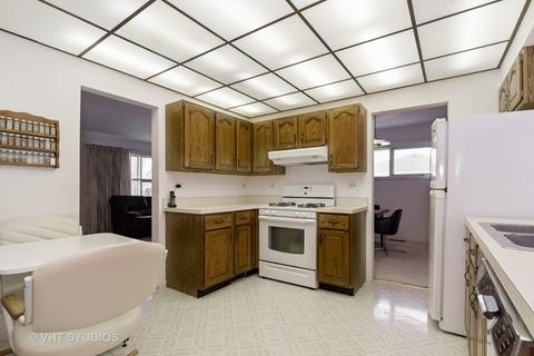 121 Michael Mnr, Glenview, IL 60025 photo 9