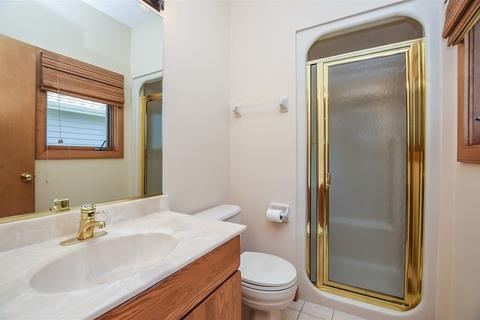 1342 Avalon Ct, Wheaton, IL 60189 photo 19