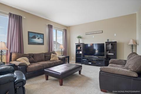 704 Christopher St, Plano, IL 60545 photo 5