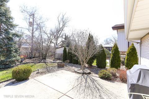 7913 W 80th Pl, Bridgeview, IL 60455 photo 28