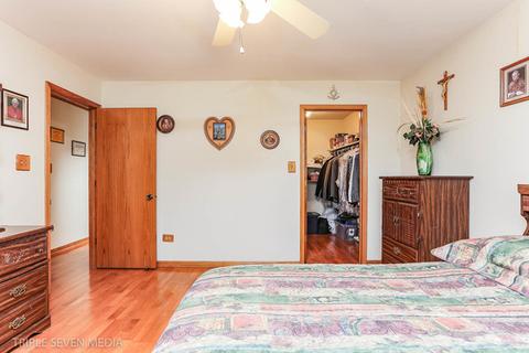 7913 W 80th Pl, Bridgeview, IL 60455 photo 20