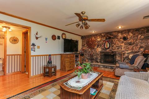 7913 W 80th Pl, Bridgeview, IL 60455 photo 12