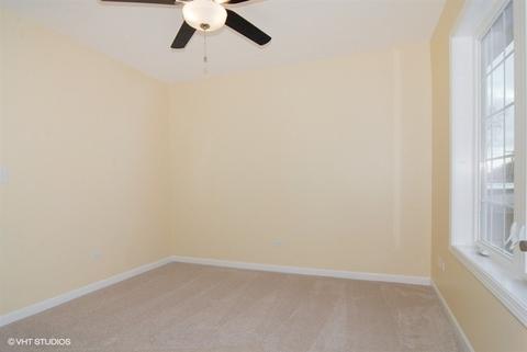 1065 Molitor Rd, Aurora, IL 60505 photo 14