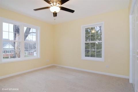 1065 Molitor Rd, Aurora, IL 60505 photo 13