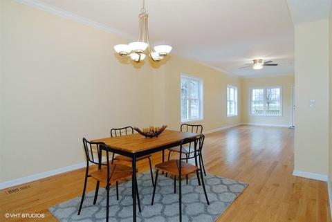 1065 Molitor Rd, Aurora, IL 60505 photo 6