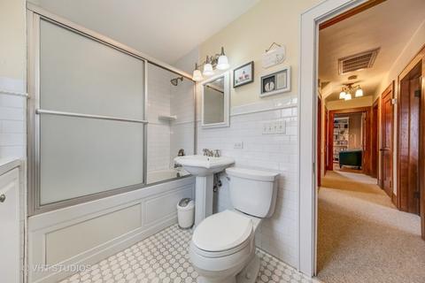 320 W Harrison Ave, Wheaton, IL 60187 photo 20