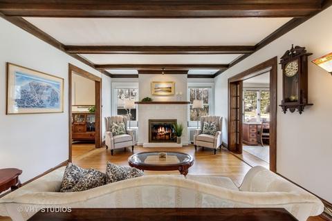 320 W Harrison Ave, Wheaton, IL 60187 photo 3