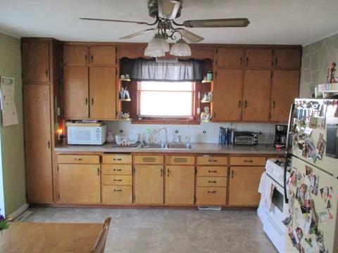 2301 2nd St, Peru, IL 61354 photo 2