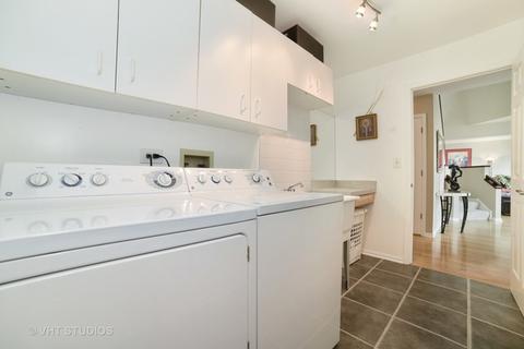 867 Kent Cir, Bartlett, IL 60103 photo 10
