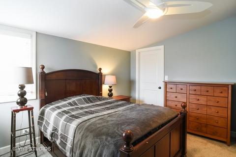 207 S Pine St, Mount Prospect, IL 60056 photo 16