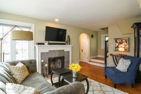 207 S Pine St, Mount Prospect, IL 60056 photo 6