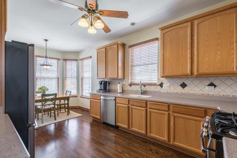 1206 Telluride Ct, Bartlett, IL 60103 photo 8