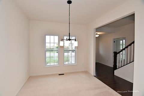 112 E Ashton Dr, Maple Park, IL 60151 photo 8
