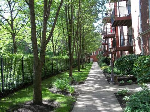 1019 E 46th St #3N, Chicago, IL 60653 photo 1