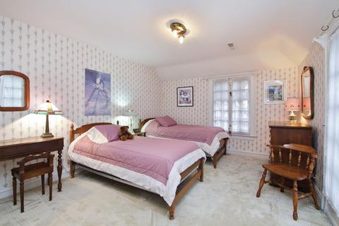 3015 Normandy Pl, Evanston, IL 60201 photo 12