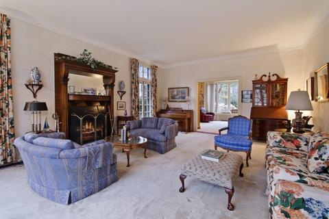 3015 Normandy Pl, Evanston, IL 60201 photo 2