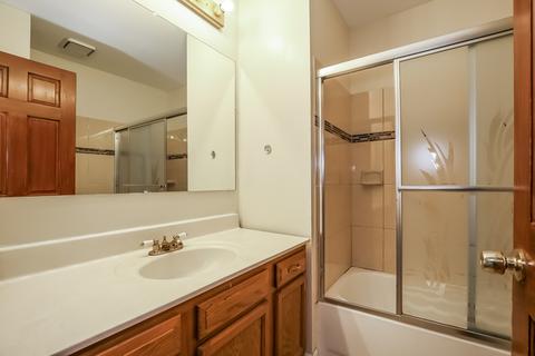 3175 Winchester Ct, Aurora, IL 60504 photo 13