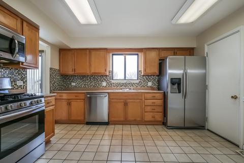 3175 Winchester Ct, Aurora, IL 60504 photo 6