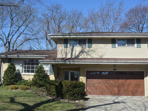 910 N Westgate Rd, Mount Prospect, IL 60056 photo 2