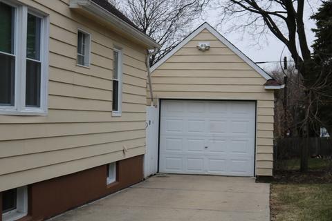 1032 Morton Ave, Elgin, IL 60120 photo 2