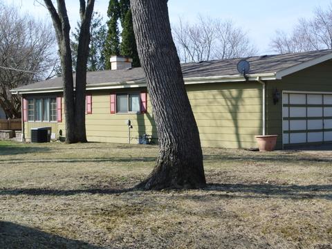 63 Rose Tree Ln, Lindenhurst, IL 60046 photo 16